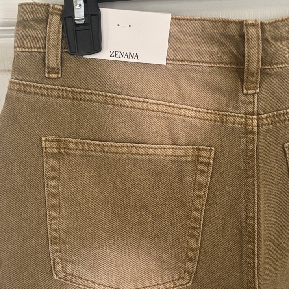 Zenana Olive Distressed Wide-Leg Jeans New with tags - Picture 6 of 11